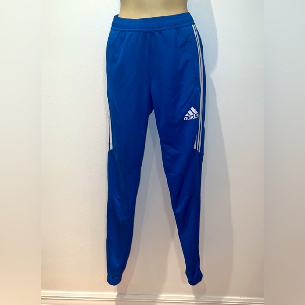 LAST CHANCE sale! Adidas jogger/ track pant